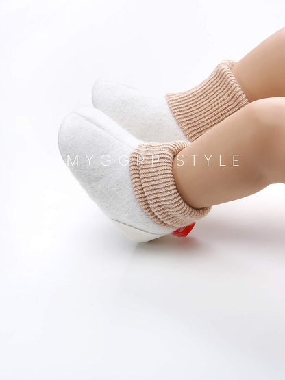 Baby Boy Girl Winter Booties Newborn Cozy Warm Socks Cartoon Fleece Footwear Non-Slip Soft Sole Crib Shoes for Toddler First Walkers